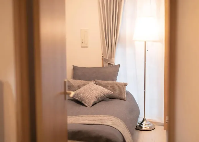 Osaka Sunshine Tower 53 L Aparthotel